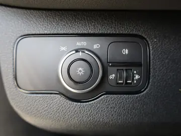 Mercedes-Benz Sprinter Tractiune Fata 2.2 D 115 CP