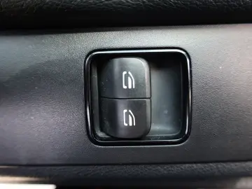 Mercedes-Benz Sprinter Tractiune Fata 2.2 D 115 CP