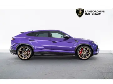 Urus Performante | MY23 | Carbon Roof