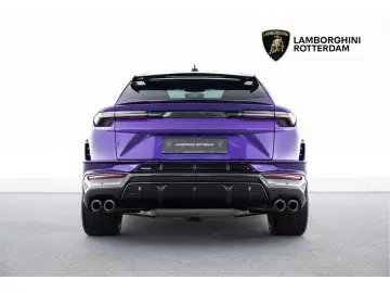 Urus Performante | MY23 | Carbon Roof