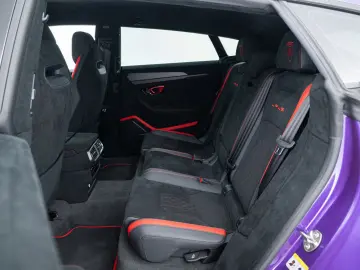 Urus Performante | MY23 | Carbon Roof