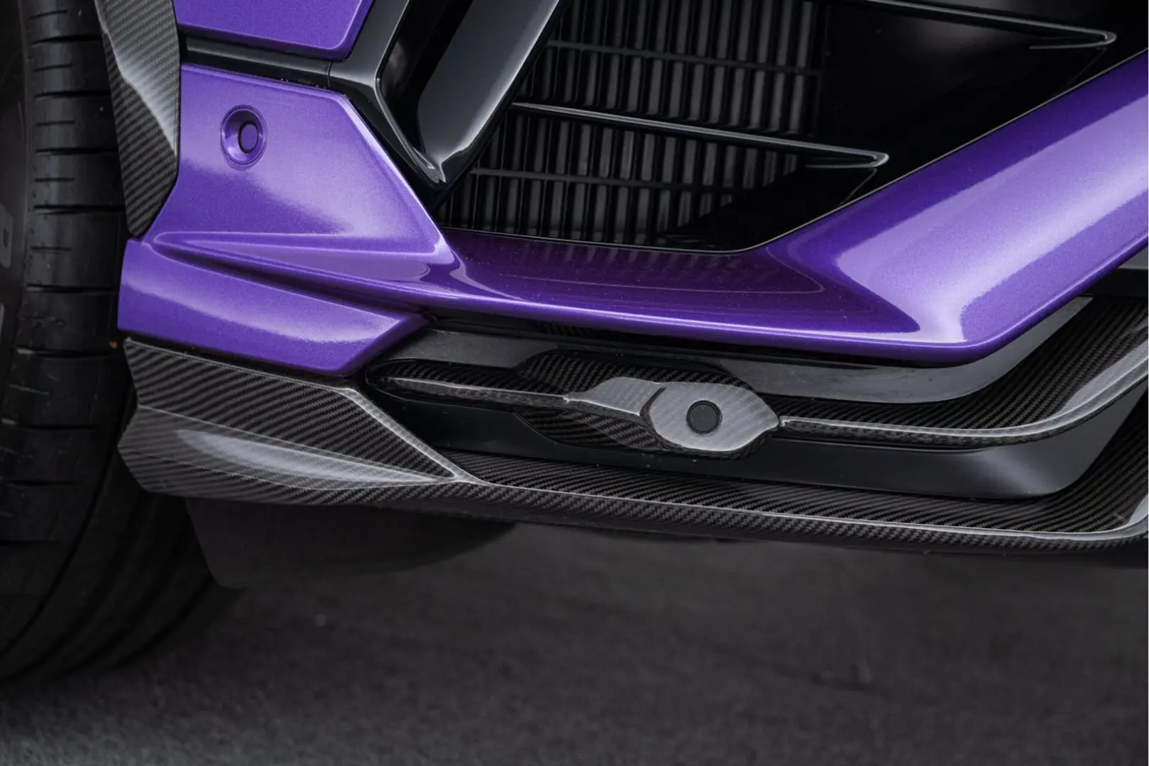 Urus Performante | MY23 | Carbon Roof