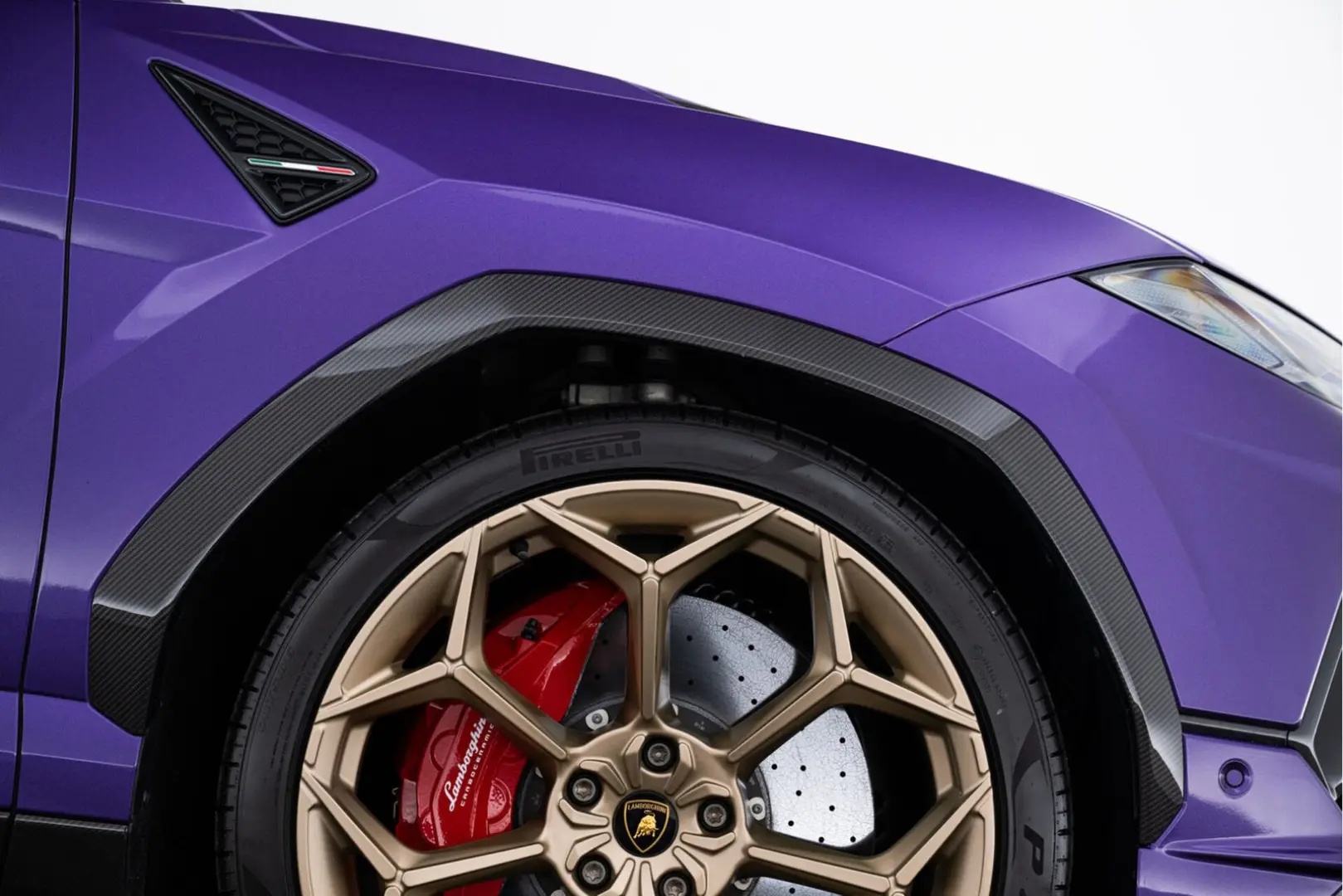 Urus Performante | MY23 | Carbon Roof