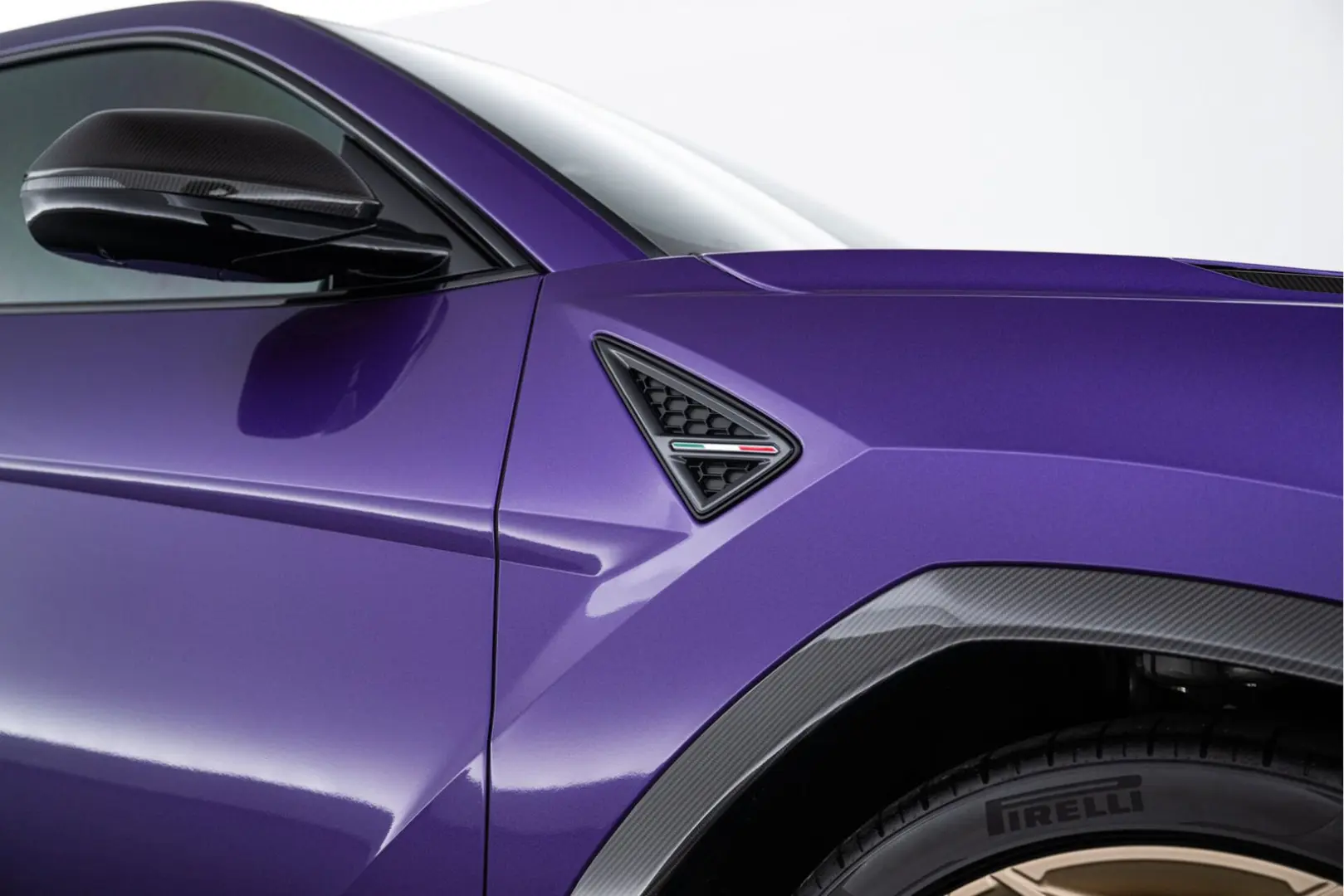 Urus Performante | MY23 | Carbon Roof