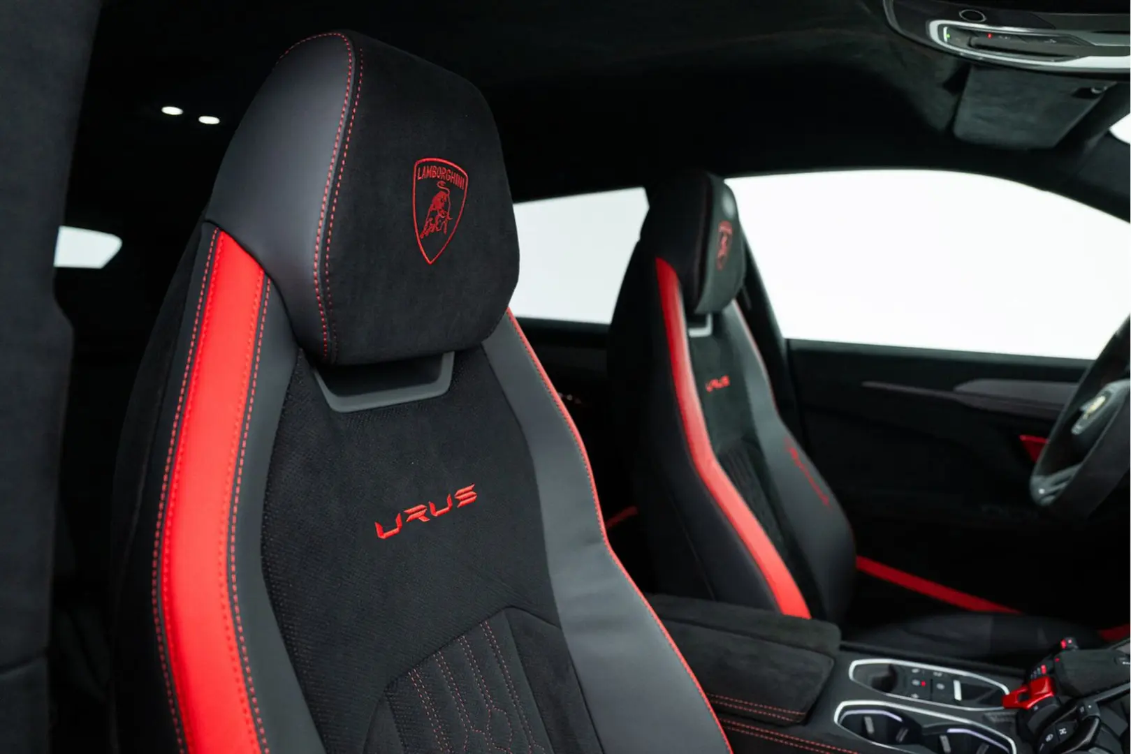 Urus Performante | MY23 | Carbon Roof
