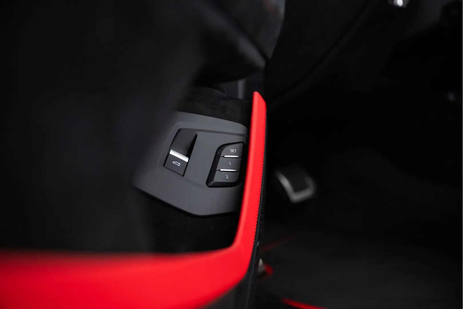 Urus Performante | MY23 | Carbon Roof