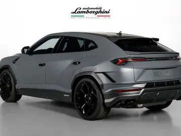 Urus Performante Assistant*NightVision*B&O*23