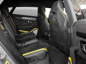 Urus Performante Assistant*NightVision*B&O*23