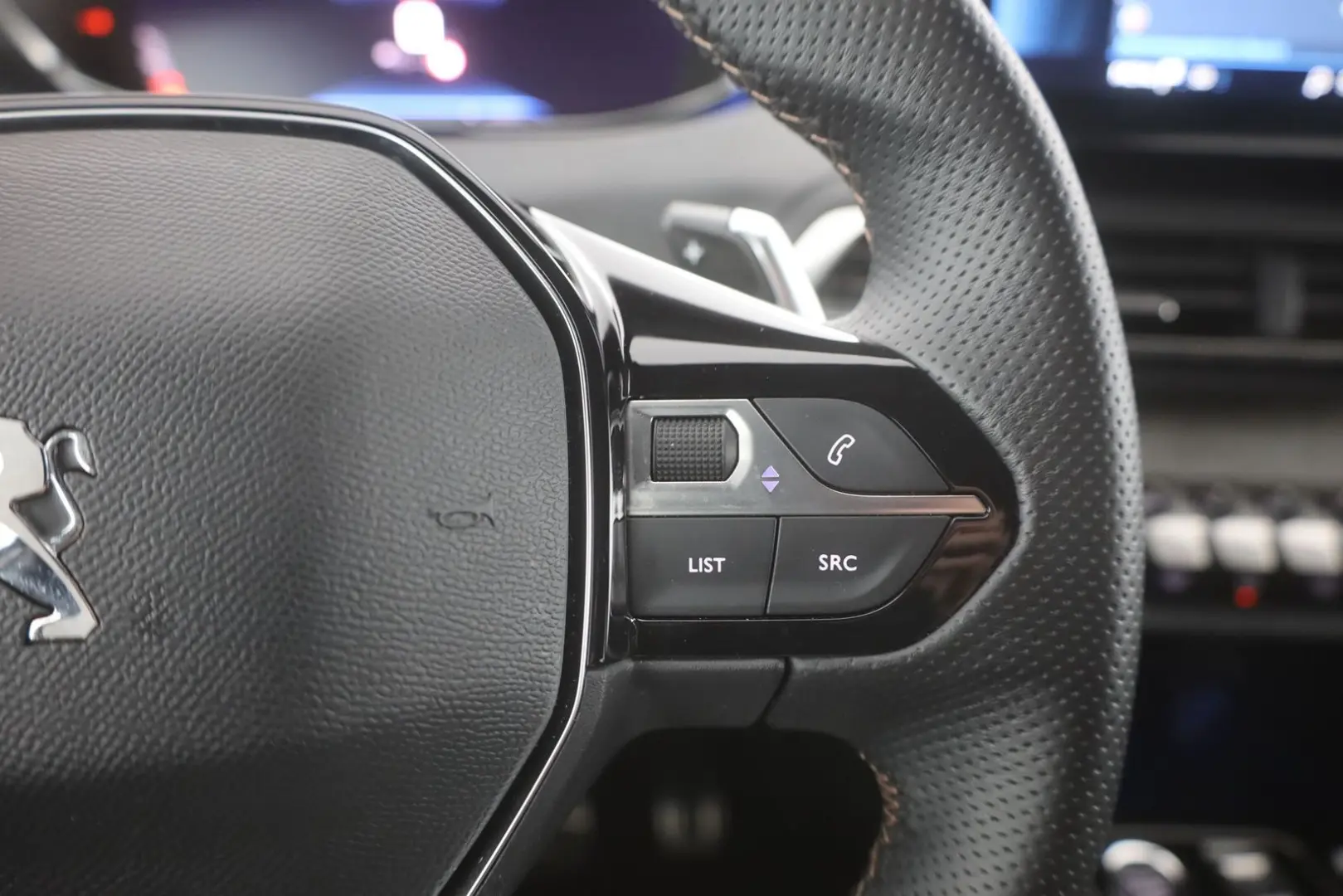 PEUGEOT 3008 GT-Line 1.2 PureTech 130 LEASING