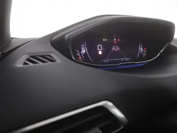 PEUGEOT 3008 GT-Line 1.2 PureTech 130 LEASING