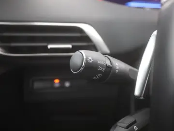 PEUGEOT 3008 GT-Line 1.2 PureTech 130 LEASING