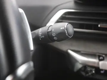 PEUGEOT 3008 GT-Line 1.2 PureTech 130 LEASING