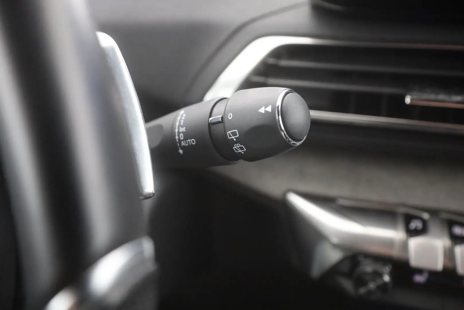 PEUGEOT 3008 GT-Line 1.2 PureTech 130 LEASING