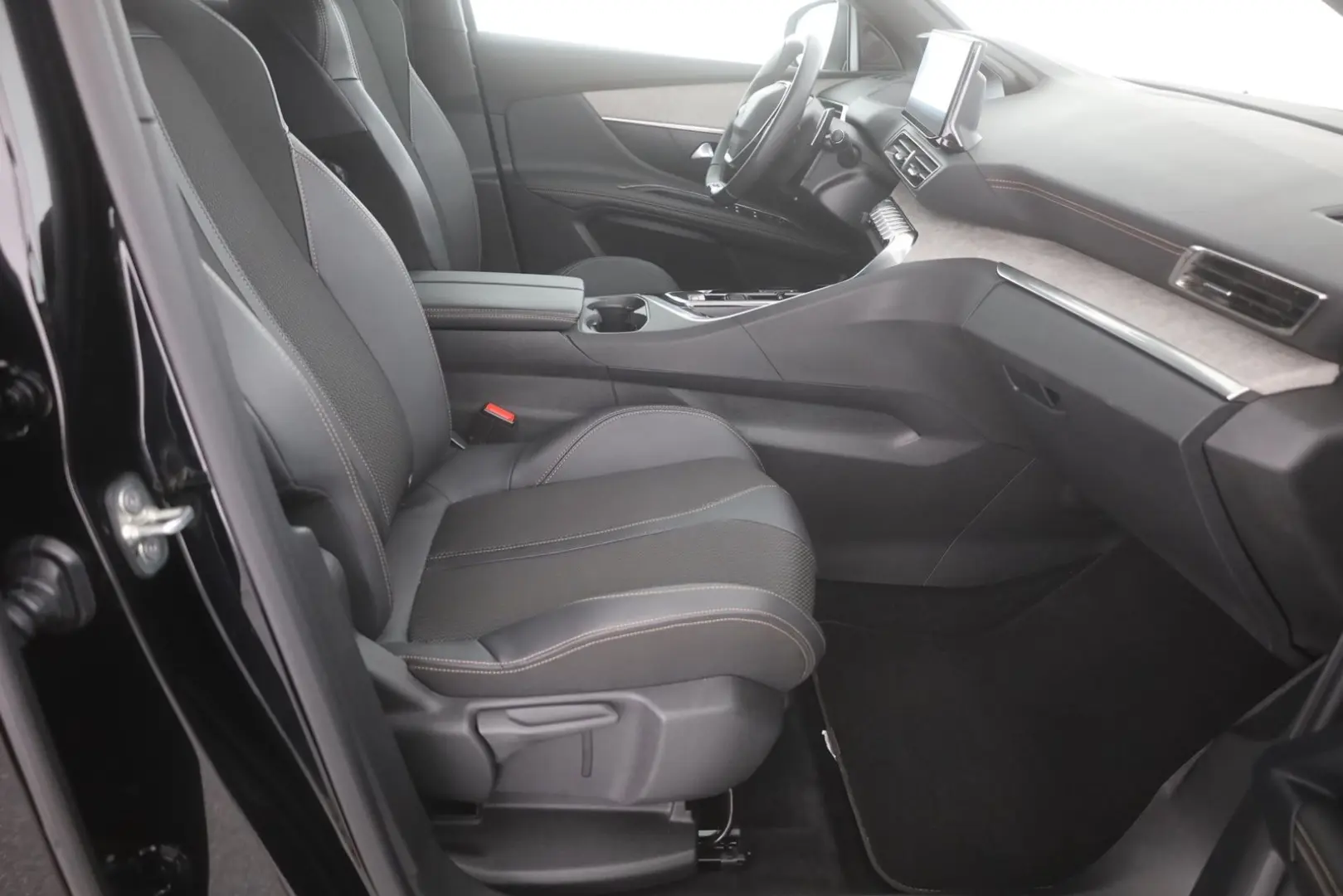 PEUGEOT 3008 GT-Line 1.2 PureTech 130 LEASING
