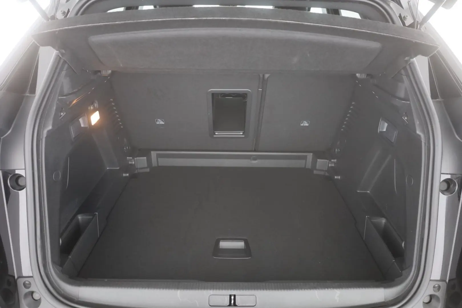 PEUGEOT 3008 GT-Line 1.2 PureTech 130 LEASING