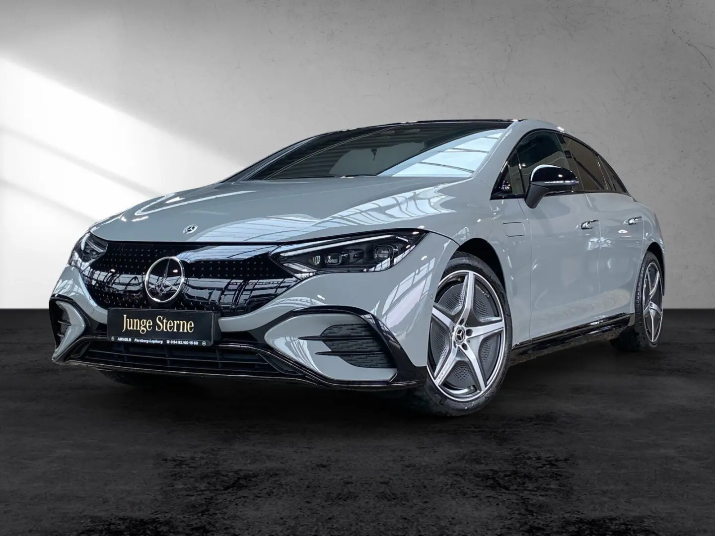 MERCEDES BENZ EQE500 4M AMG HYPERSCREEN Pano LEASING