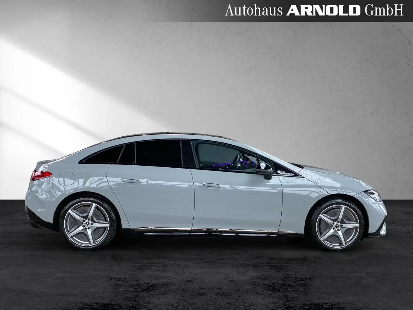MERCEDES BENZ EQE500 4M AMG HYPERSCREEN Pano LEASING