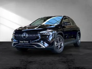 MERCEDES BENZ GLA200 360 LEASING