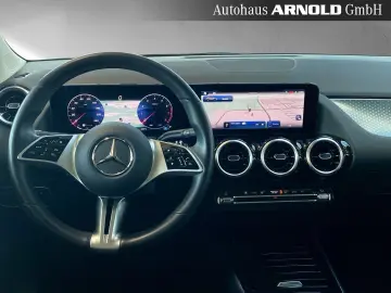 MERCEDES BENZ GLA200 360° LEASING