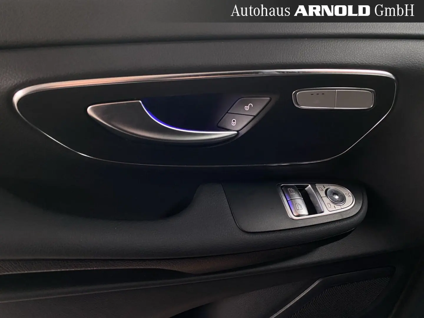 MERCEDES BENZ V220 d Kompakt 360° Distr MULTIB. 7-LOCURI