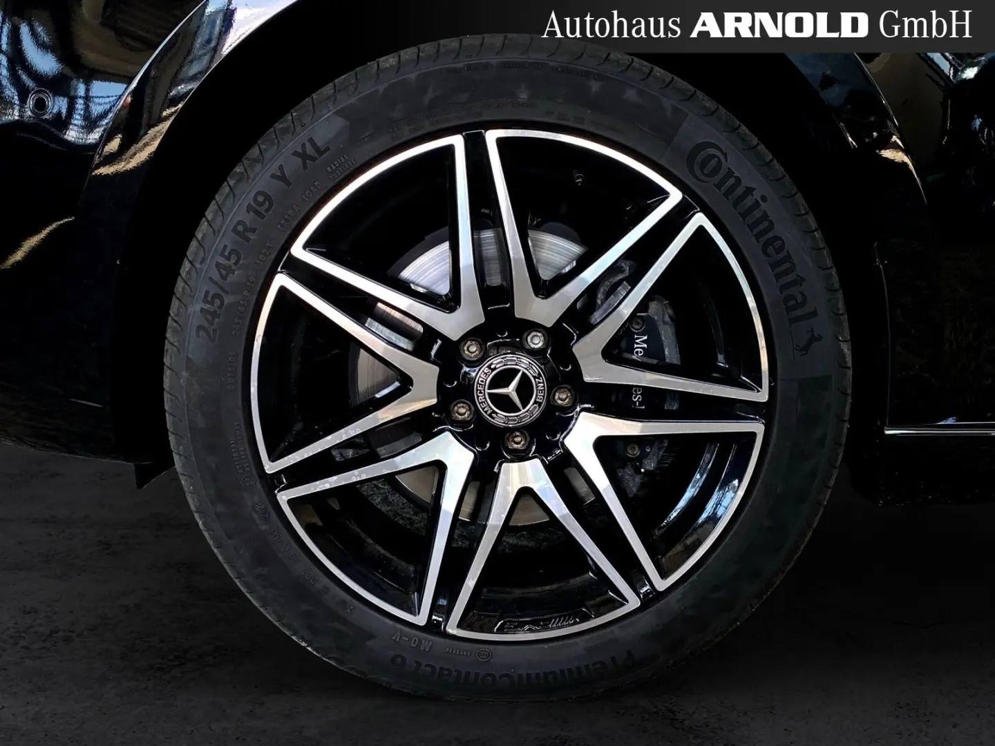 MERCEDES BENZ V300 d 4M Lang AMG 360° Distr 7-LOCURI