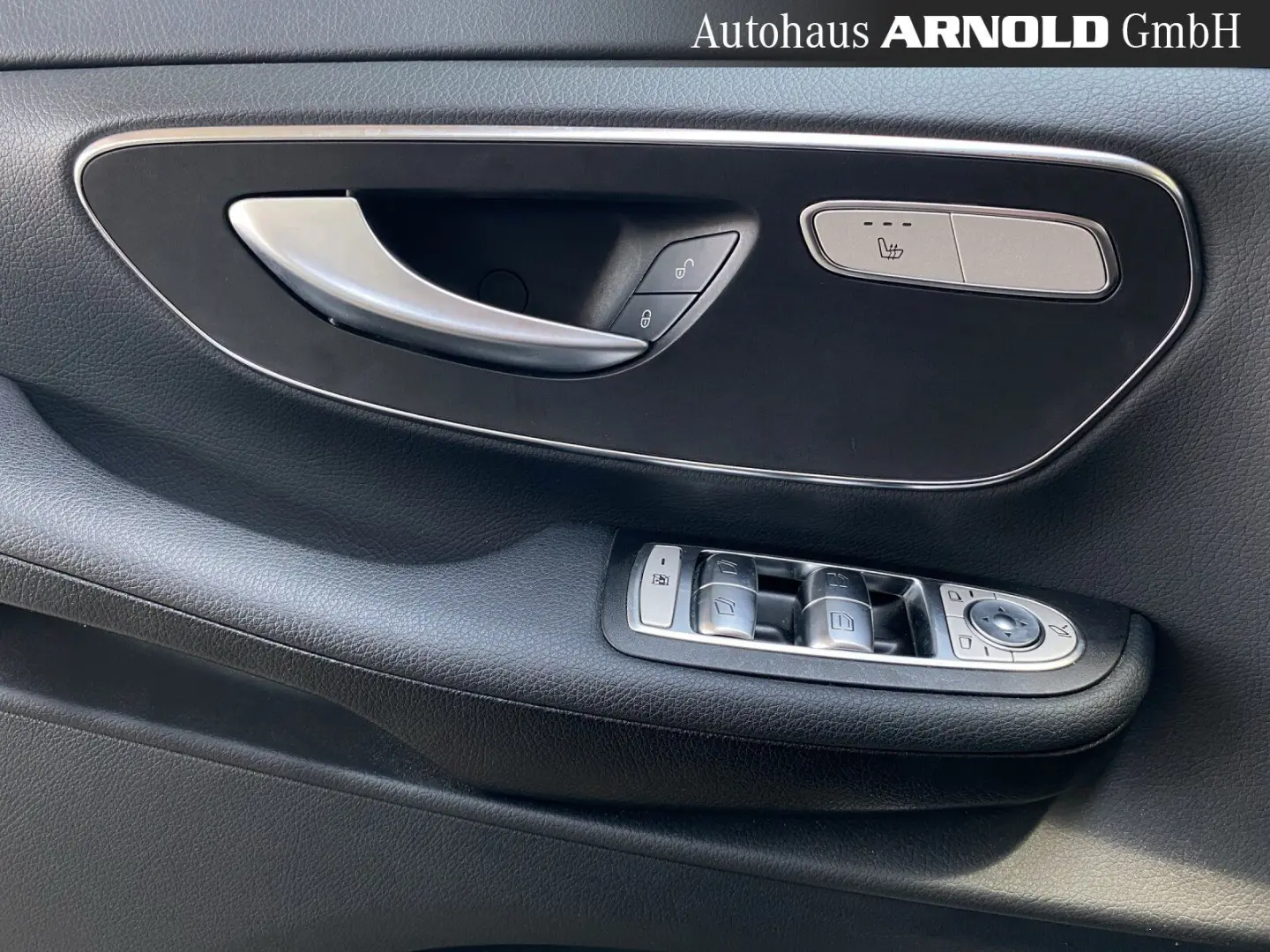 MERCEDES BENZ V300 d EDITION Extralang 8 LOCURI