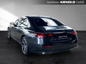 MERCEDES BENZ E200 Avantgarde Distr. Sitzklima 360° LEASING