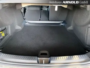 MERCEDES BENZ E200 Avantgarde Distr. Sitzklima 360° LEASING