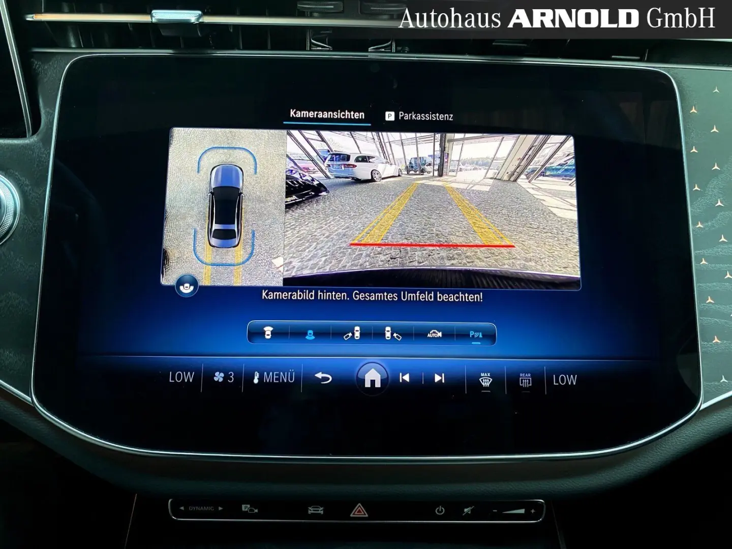 MERCEDES BENZ E200 Avantgarde Distr. Sitzklima 360° LEASING