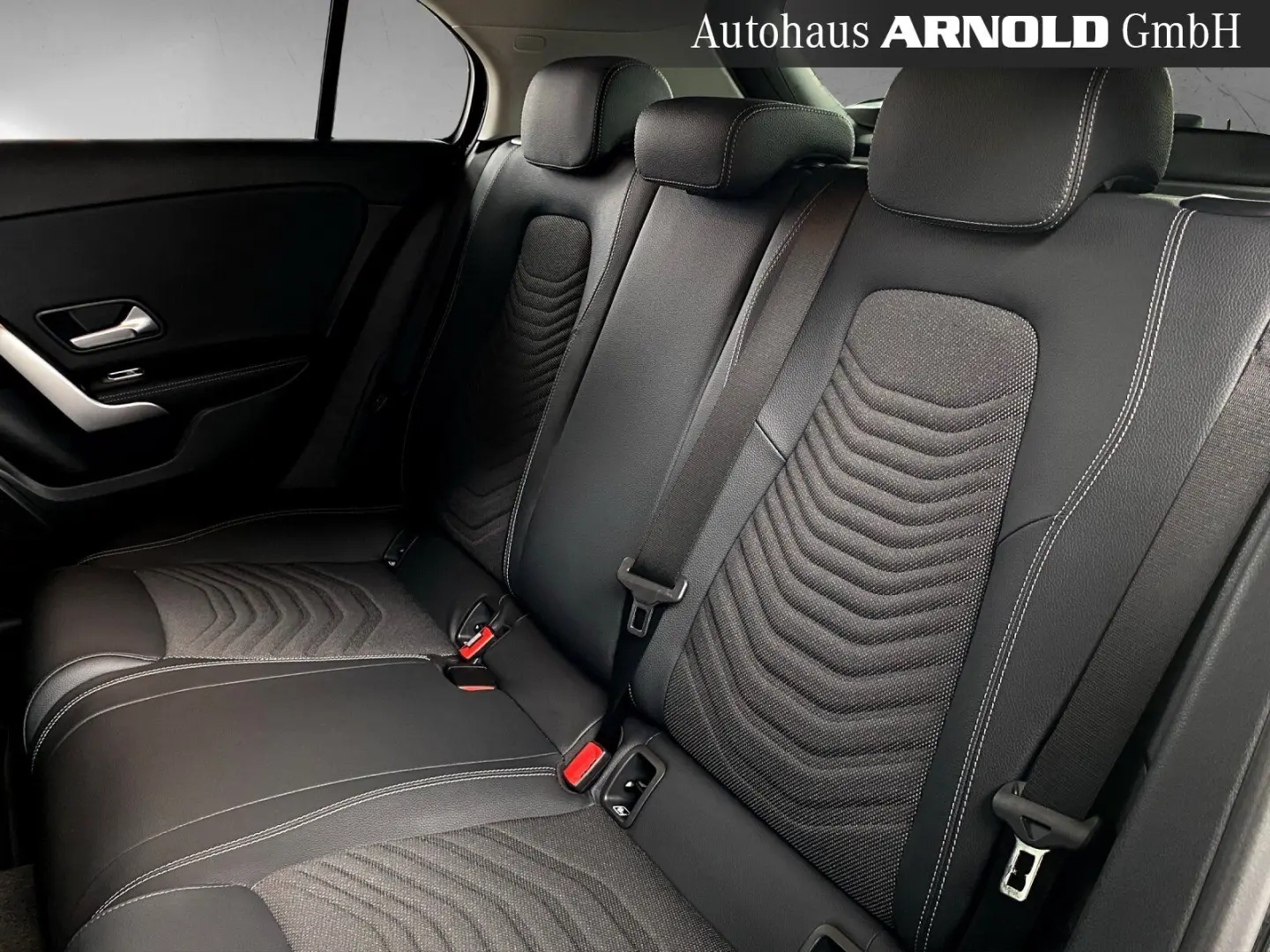 MERCEDES BENZ A200 Progressive AHK 360° LEASING