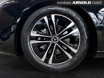 MERCEDES BENZ A200 Progressive AHK 360° LEASING
