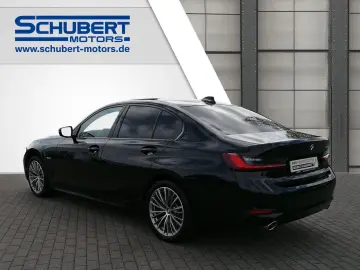BMW 330e Limousine Sport Line LASER HuD LEASING