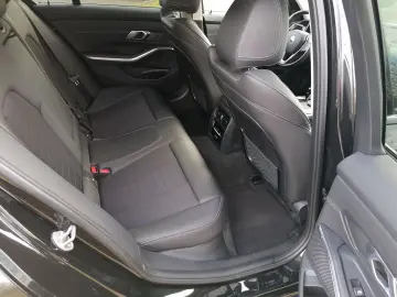 BMW 330e Limousine Sport Line LASER HuD LEASING