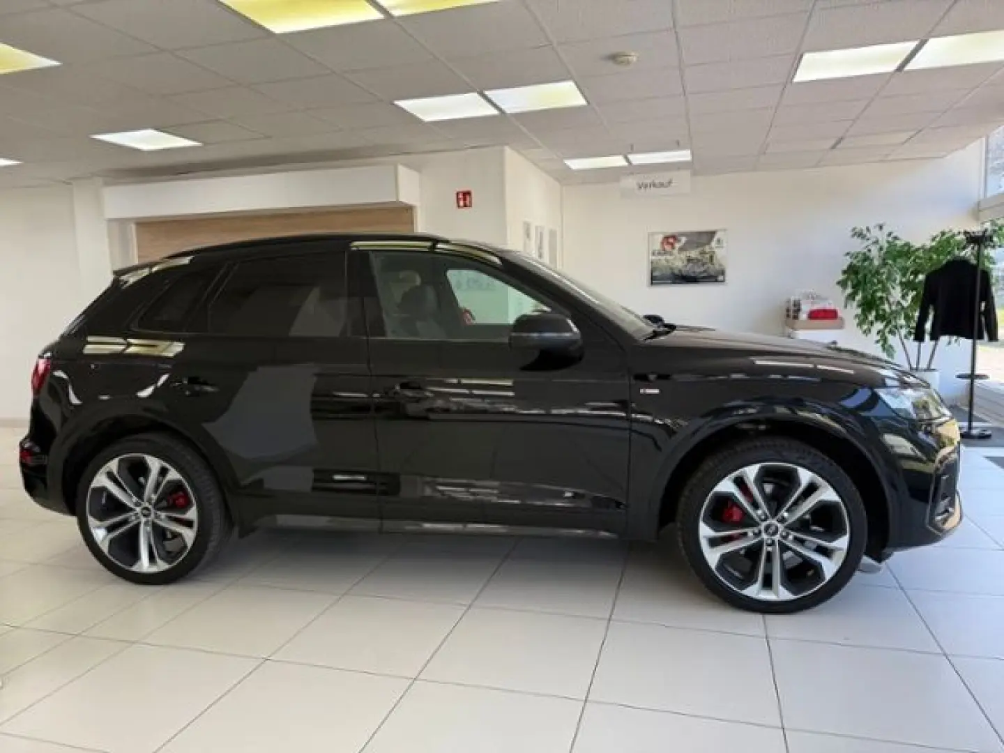 AUDI Q5 40 S line Edition One TDI quattro LEASING