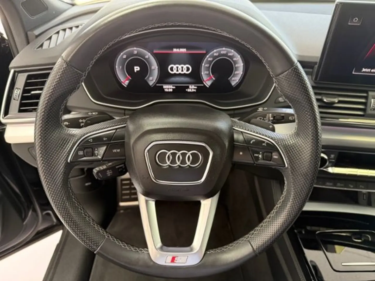 AUDI Q5 40 S line Edition One TDI quattro LEASING