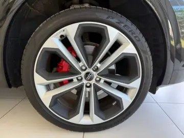 AUDI Q5 40 S line Edition One TDI quattro LEASING