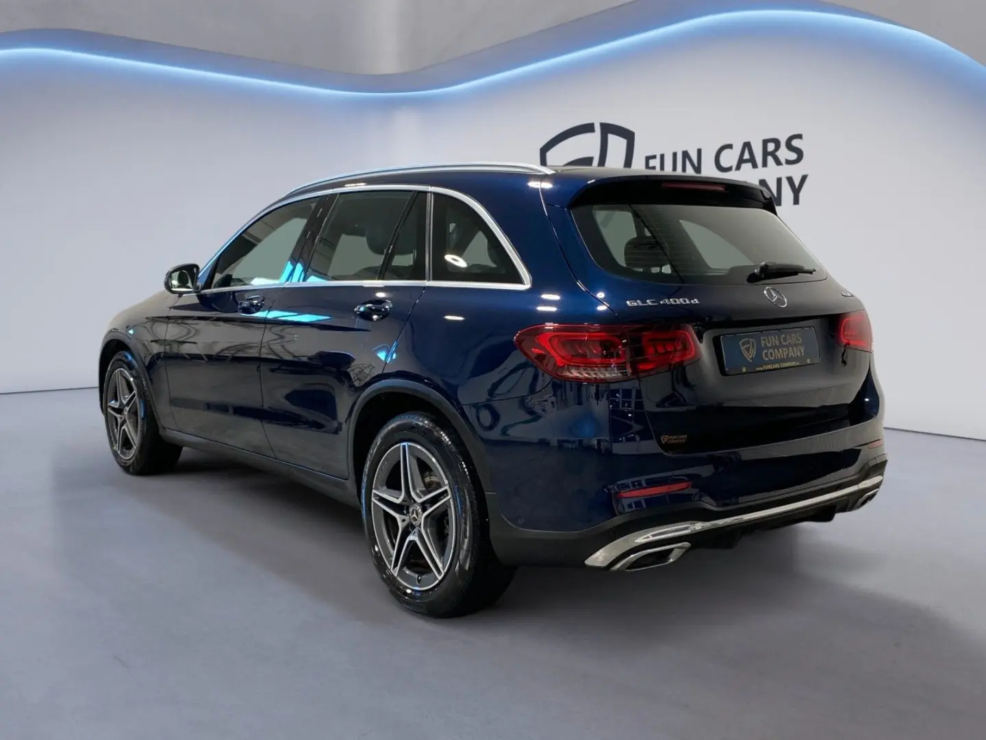 MERCEDES BENZ GLC400 4Matic AMG LINE LED/LEASING
