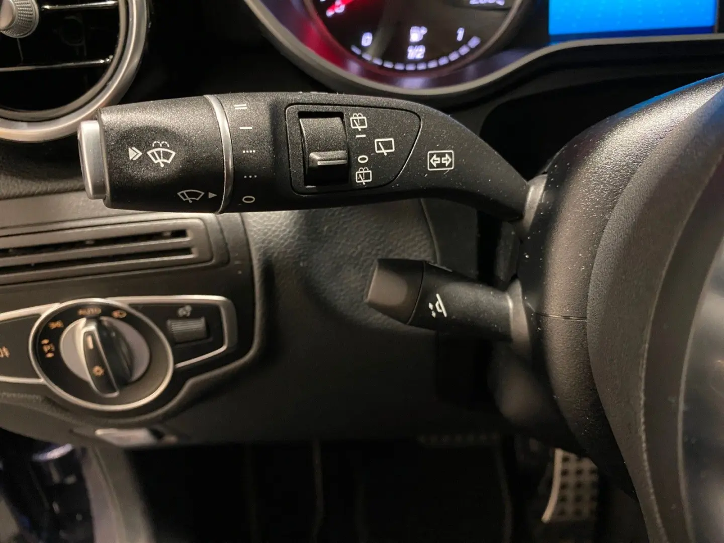 MERCEDES BENZ GLC400 4Matic AMG LINE LED/LEASING