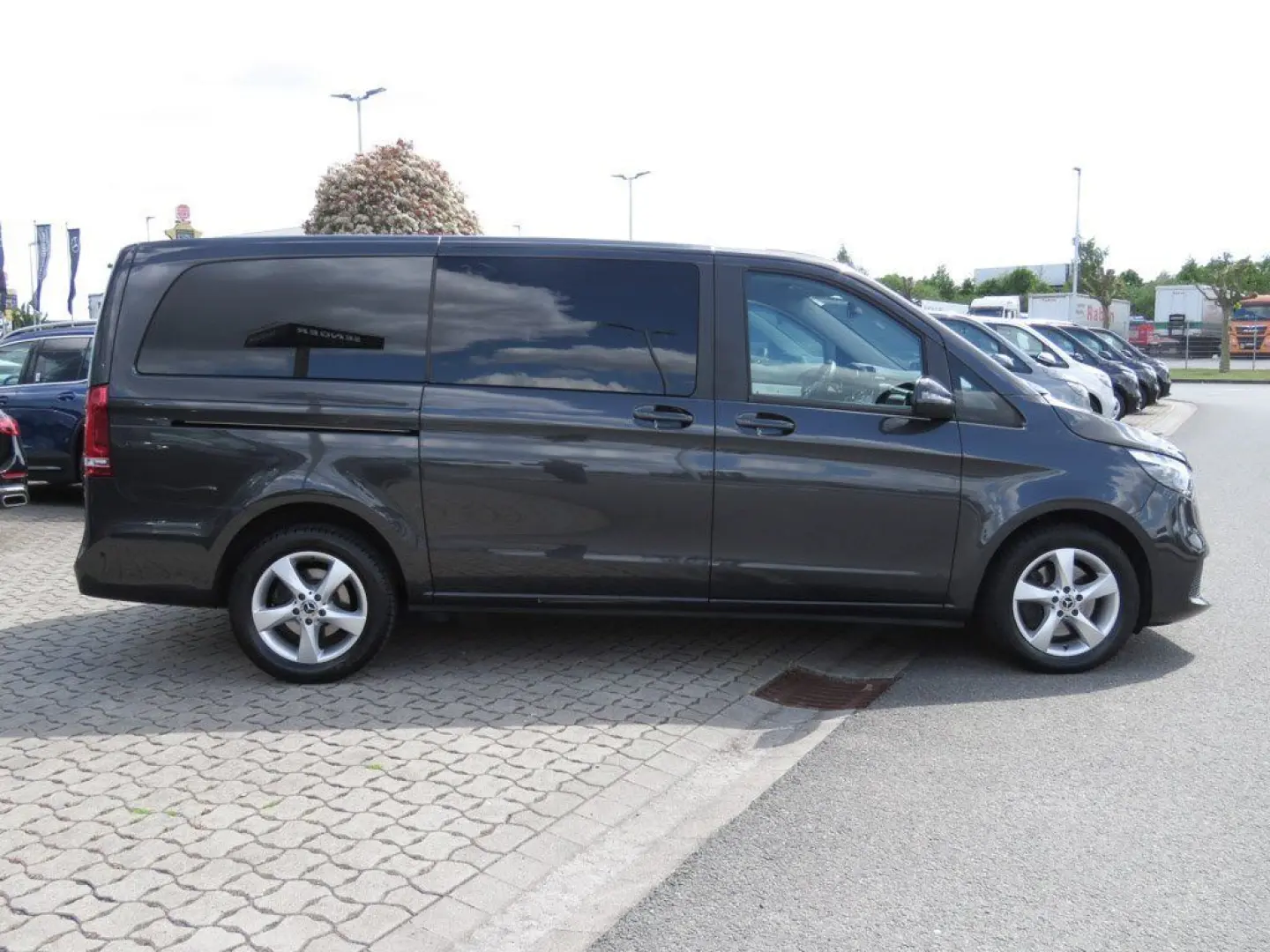 MERCEDES BENZ V250 d lang LED LEASING