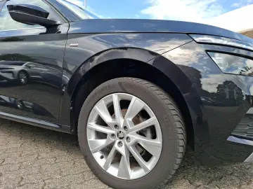 SKODA Kamiq CLEVER 1,5 TSI DSG LEASING