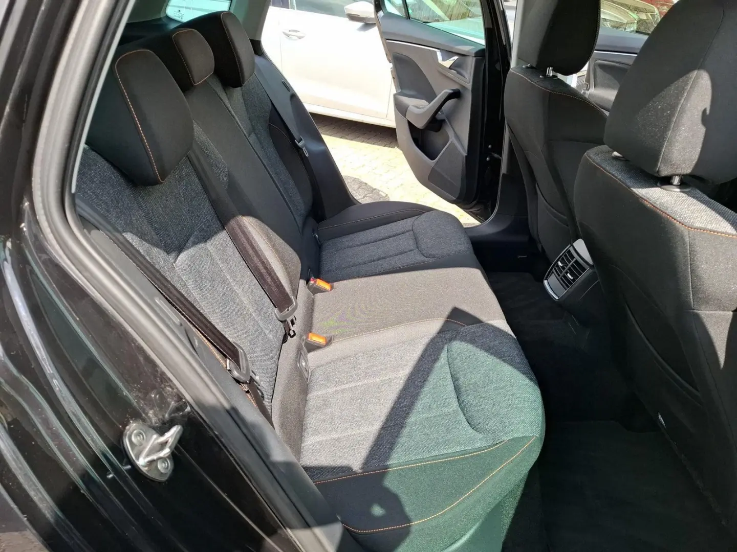 SKODA Kamiq CLEVER 1,5 TSI DSG LEASING