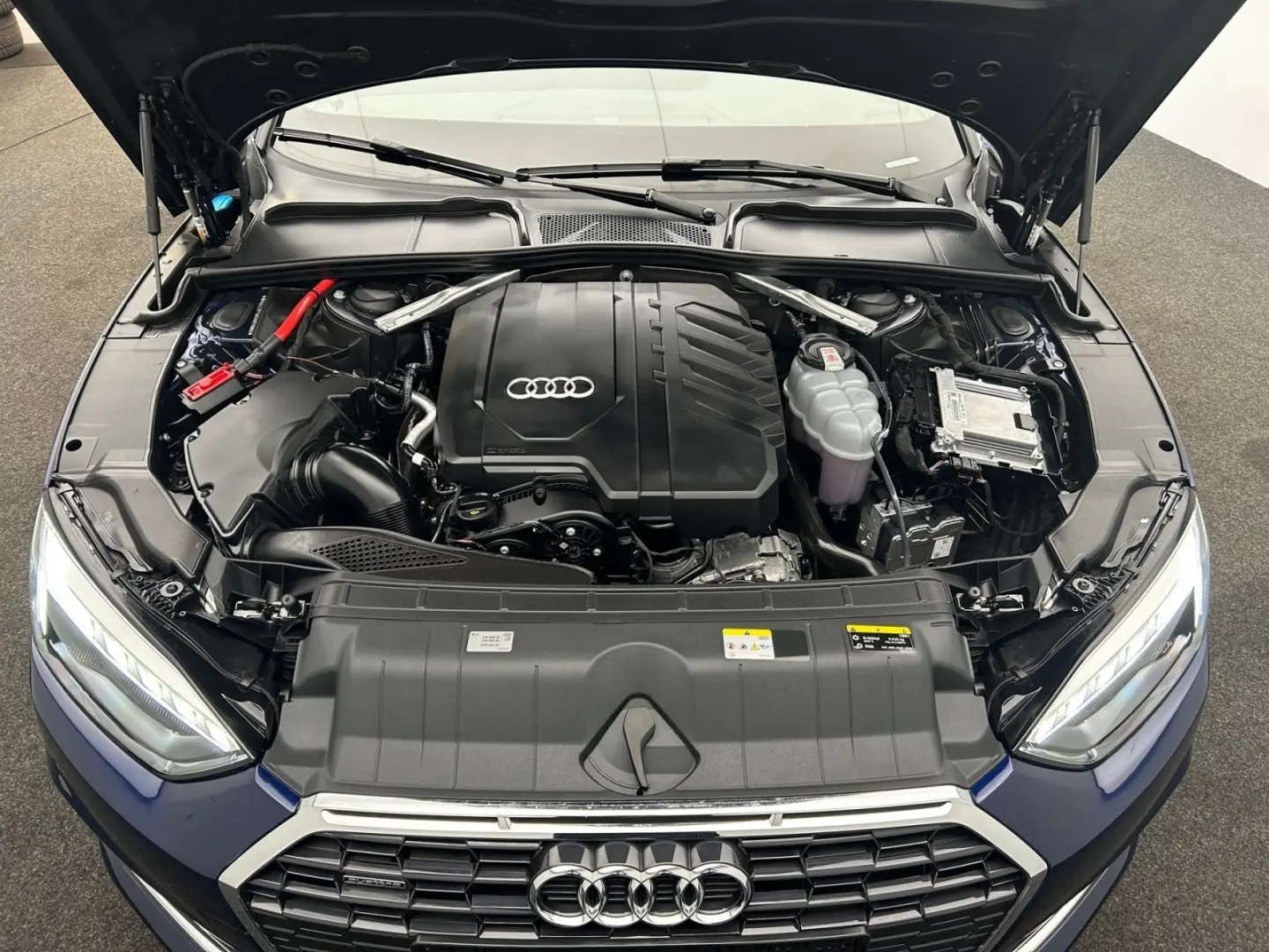 AUDI A5 Sportback 40 TFSI qu S line S tro*LEASING