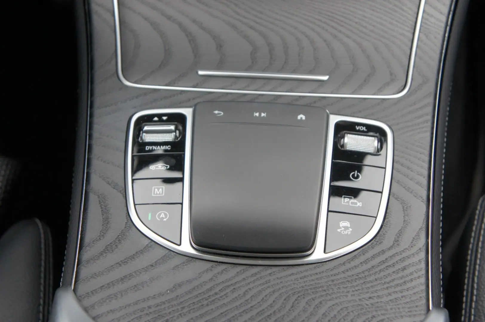 MERCEDES BENZ GLC 300d 4M Exclusive*ACC*AIR*PANO*BUR