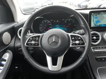 MERCEDES BENZ GLC 300d 4M Exclusive*ACC*AIR*PANO*BUR