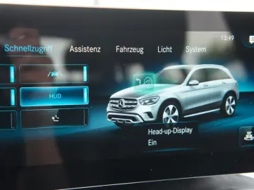 MERCEDES BENZ GLC 300d 4M Exclusive*ACC*AIR*PANO*BUR
