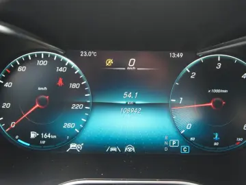 MERCEDES BENZ GLC 300d 4M Exclusive*ACC*AIR*PANO*BUR