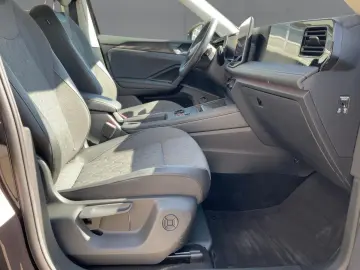 VOLKSWAGEN Tiguan 1.5 eTSI DSG LIFE ACC+LEASING