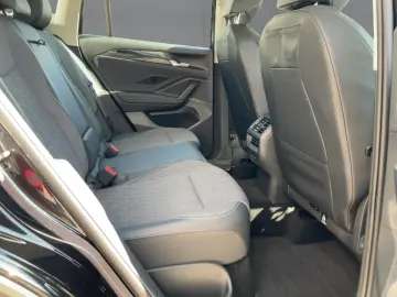 VOLKSWAGEN Tiguan 1.5 eTSI DSG LIFE ACC+LEASING