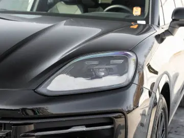 Cayenne Panorama Dachsystem 21 Zoll 90l Tank