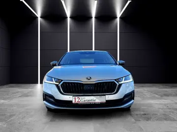 Octavia 2.0 TDI DSG Limo Clever VIRTUAL/CAM/LED
